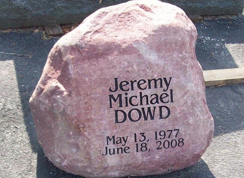 How Long do Granite Tombstones Last? HIBO STONE